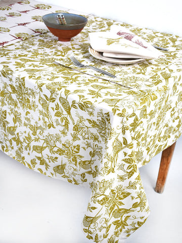 French Home Honeysuckle 59" x 98" Tablecloth - Chartreuse